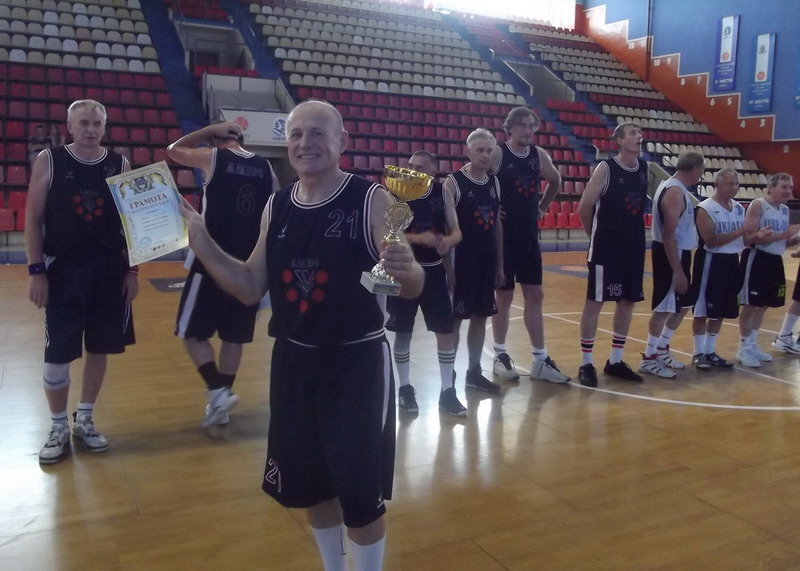 Zukov_kubok.jpg